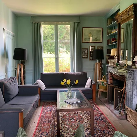 Holiday home Grande Maison De Famille 15 Pers Jardin Clos Proche Saint Aubin Sur *